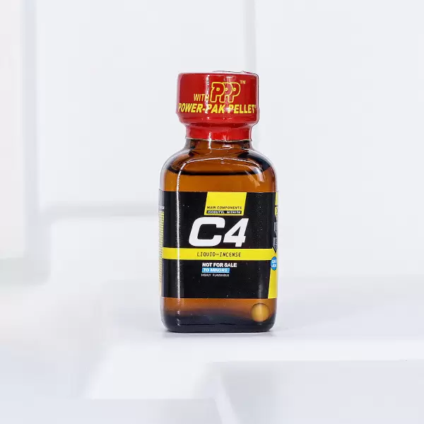 Chai hít C4 Liquid Incense Yellow 30ml kích thích tăng cảm giác phấn khích
