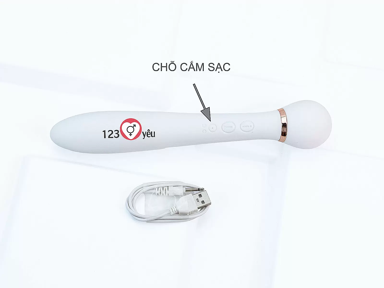 Máy massage 2 đầu rung hút Desirable Wand