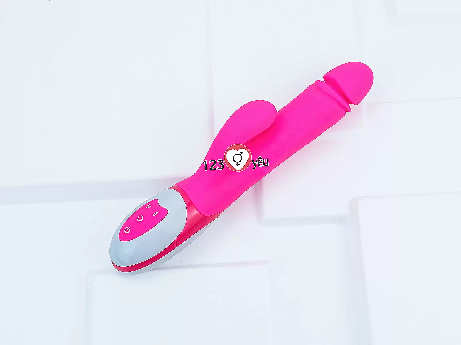 Dương vật giả đa năng Nalone Wave rung, xoay, thụt làm ấm sử dụng pin sạc