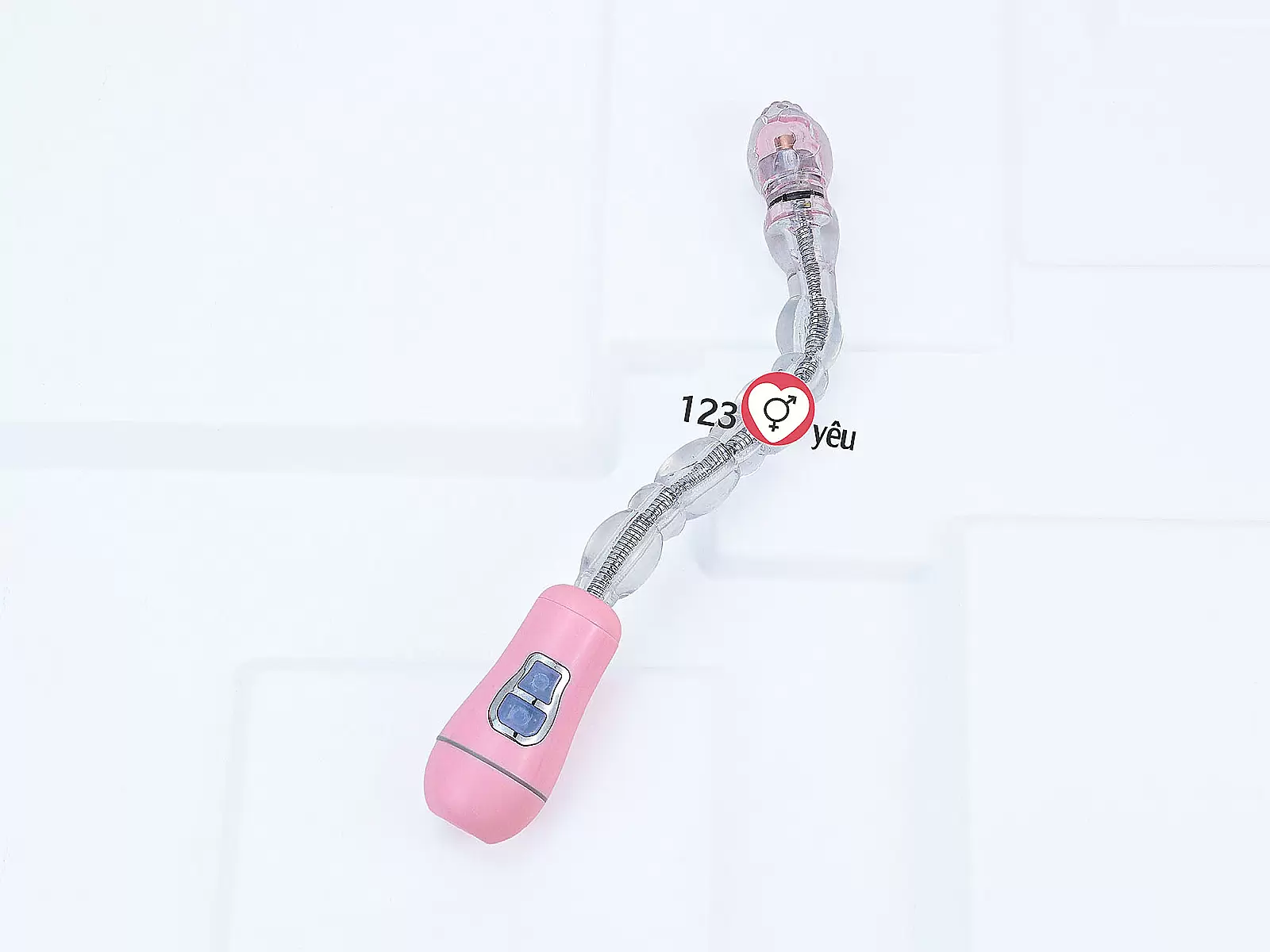 Dụng cụ kích thích hậu môn uốn cong Distortion