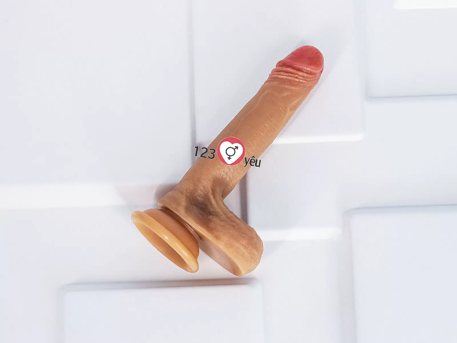 Dương vật giả có đế Lovetoy 7 inch da nâu siêu mềm