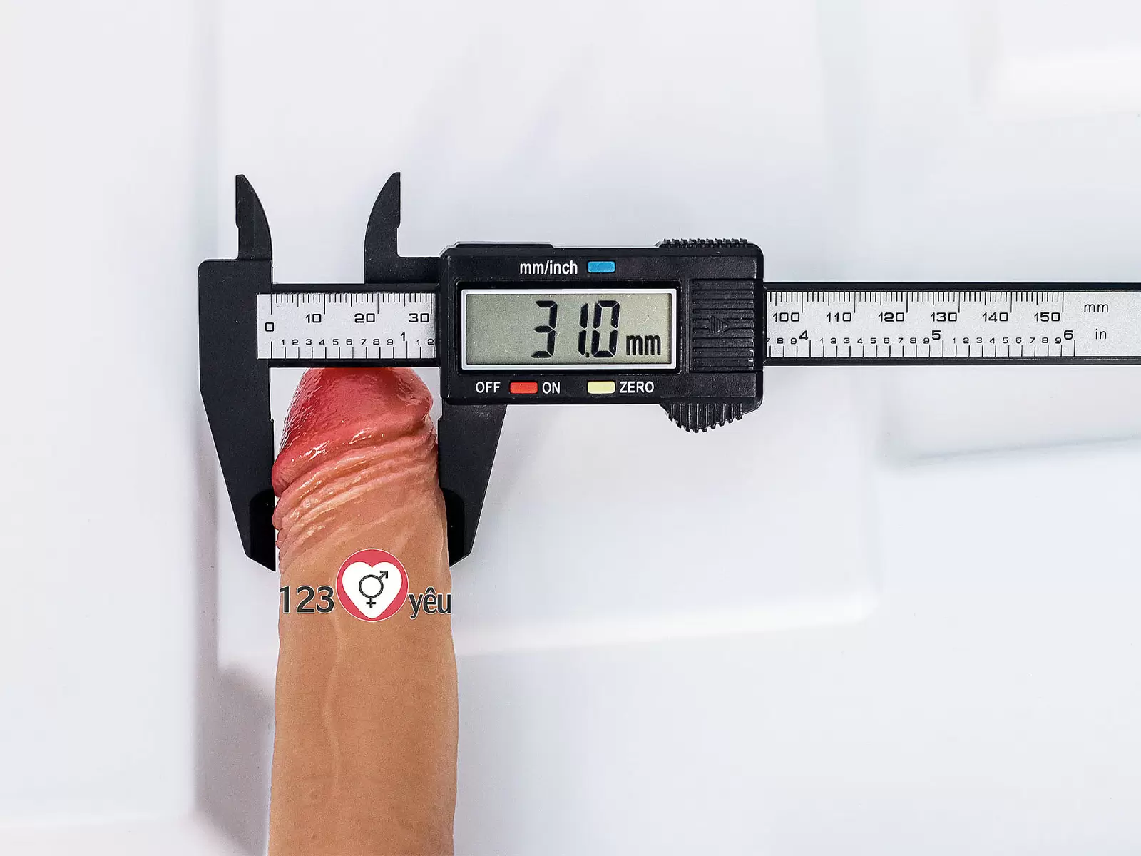Dương vật giả có đế Lovetoy 7 inch da nâu siêu mềm