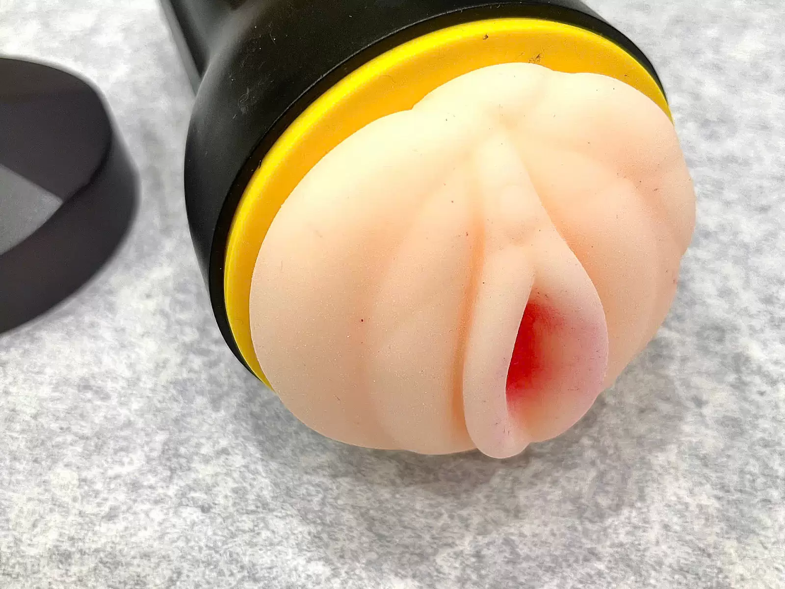 Thanh l&yacute; - Cup &acirc;m đạo AK-HOT mất chức năng rung