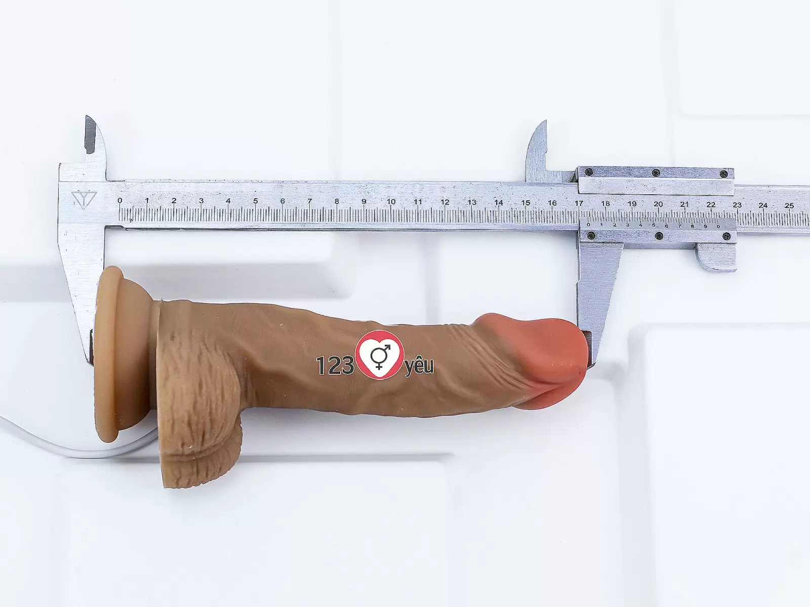 Dương vật giả có đế rung ngoáy phát nhiệt Simulation Dildo