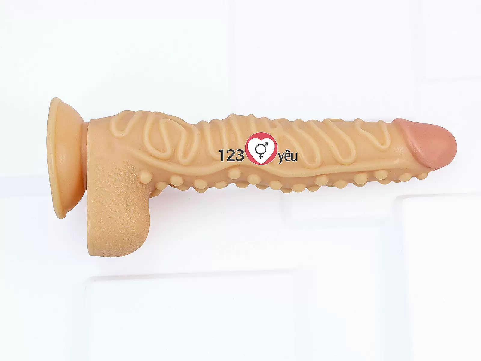 Dương vật giả có đế màu da gân guốc siêu khủng