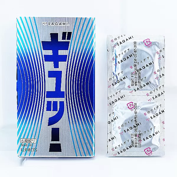 Bao cao su Sagami Tight-Fit hộp 12 bao