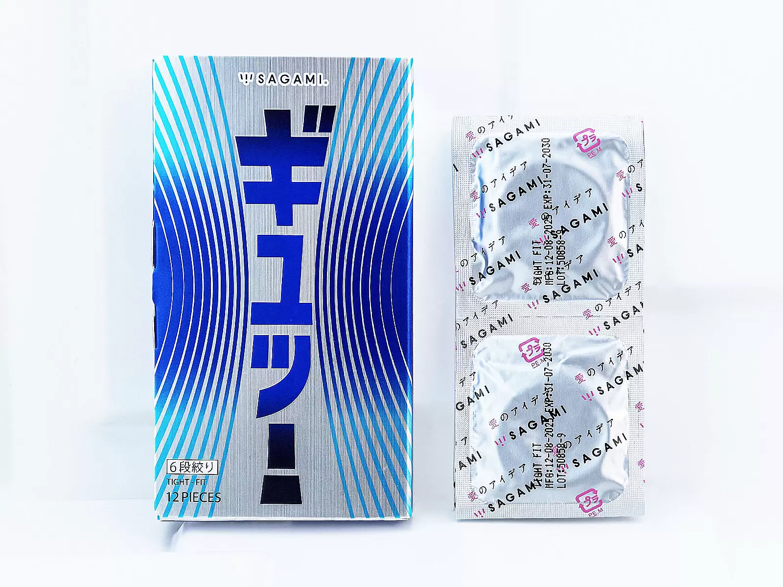 Bao cao su Sagami Tight-Fit hộp 12 bao