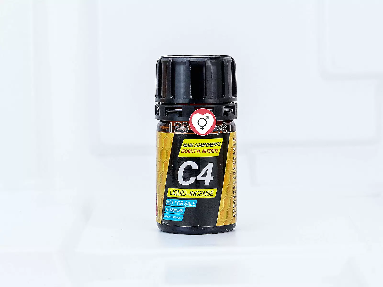 Chai hít C4 Liquid Incense 40ml kích thích hưng phấn mạnh mẽ