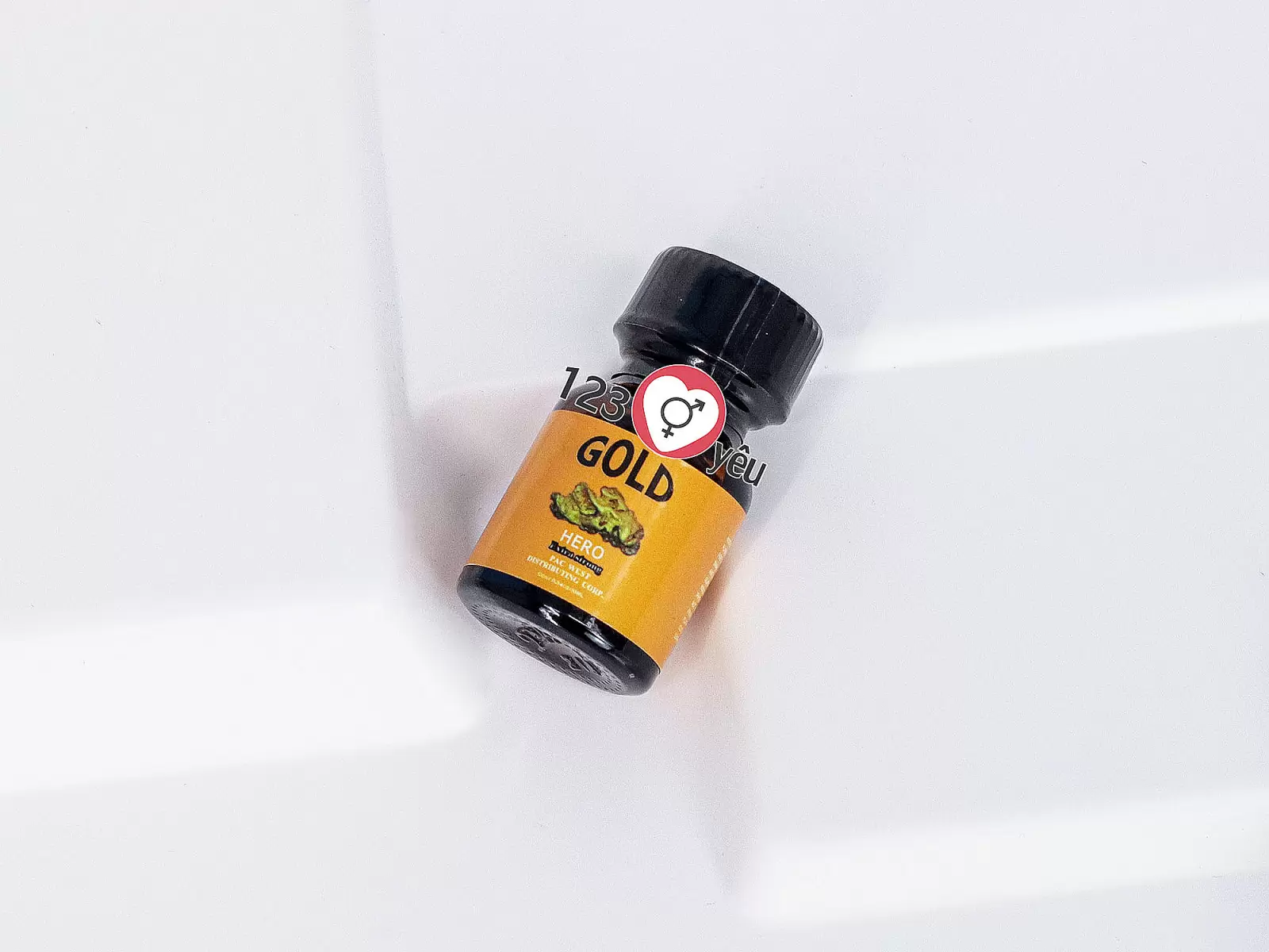 Chai hít Gold Hero kích thích tăng cường sự hưng phấn