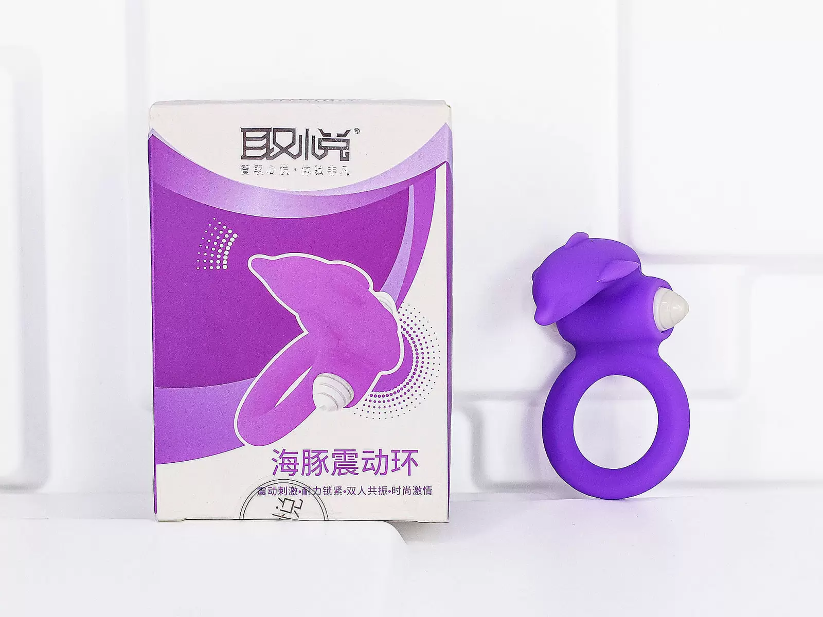 Vòng rung cá heo Dolphin – đeo dương vật kích thích clit