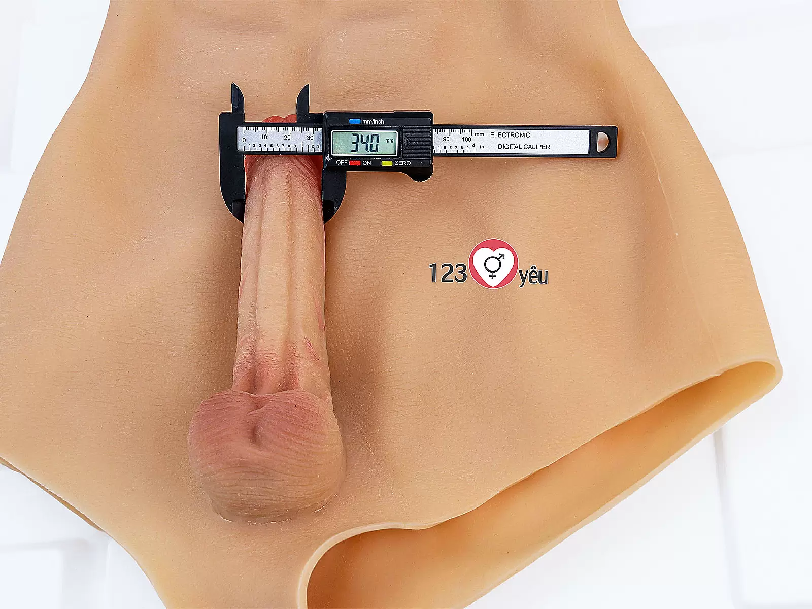 Quần dương vật giả size to đặc ruột siêu mềm có múi