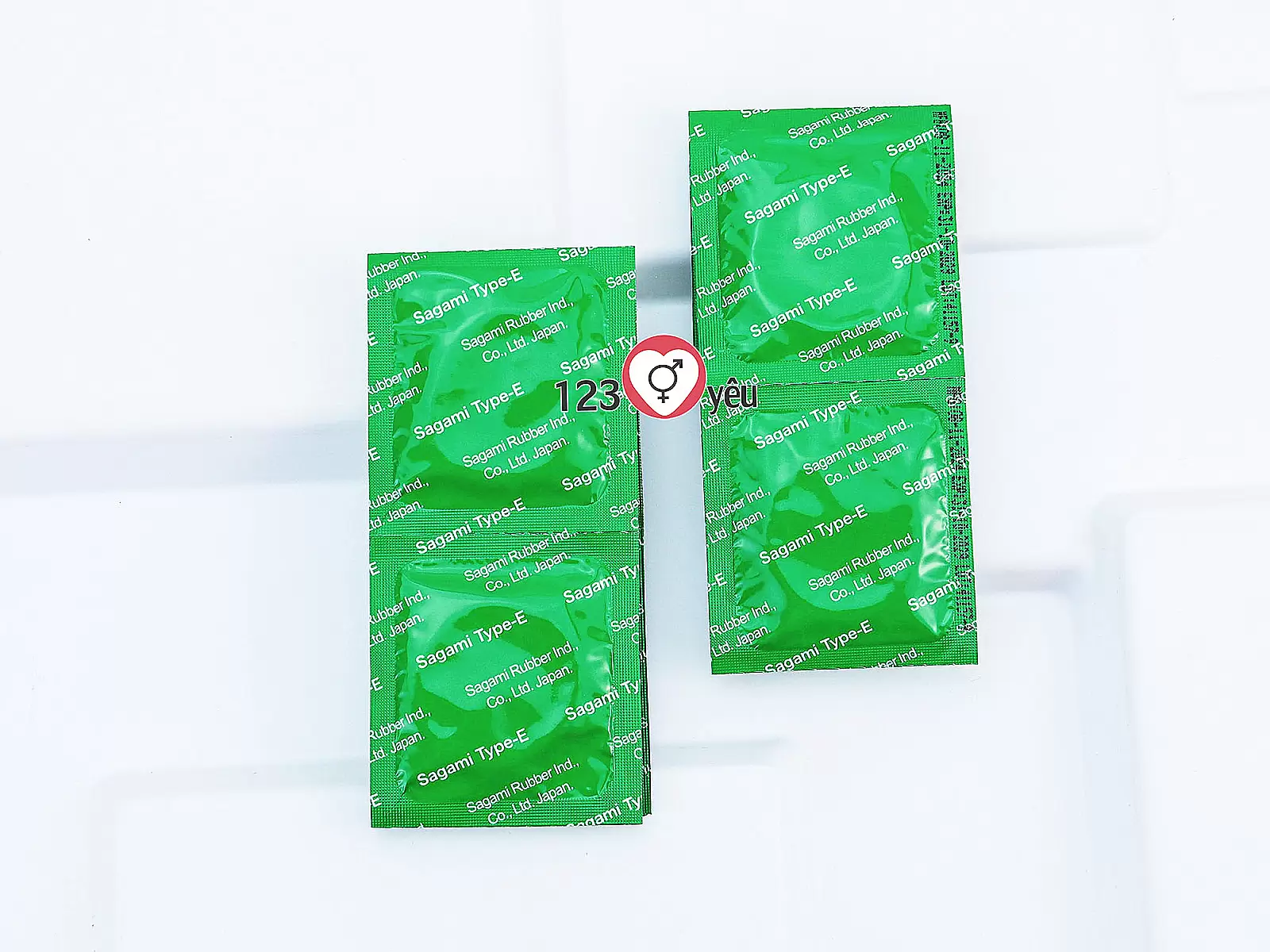 Bao cao su có gai Nhật Bản Sagami Xtreme Green Siêu Mỏng 10 bao