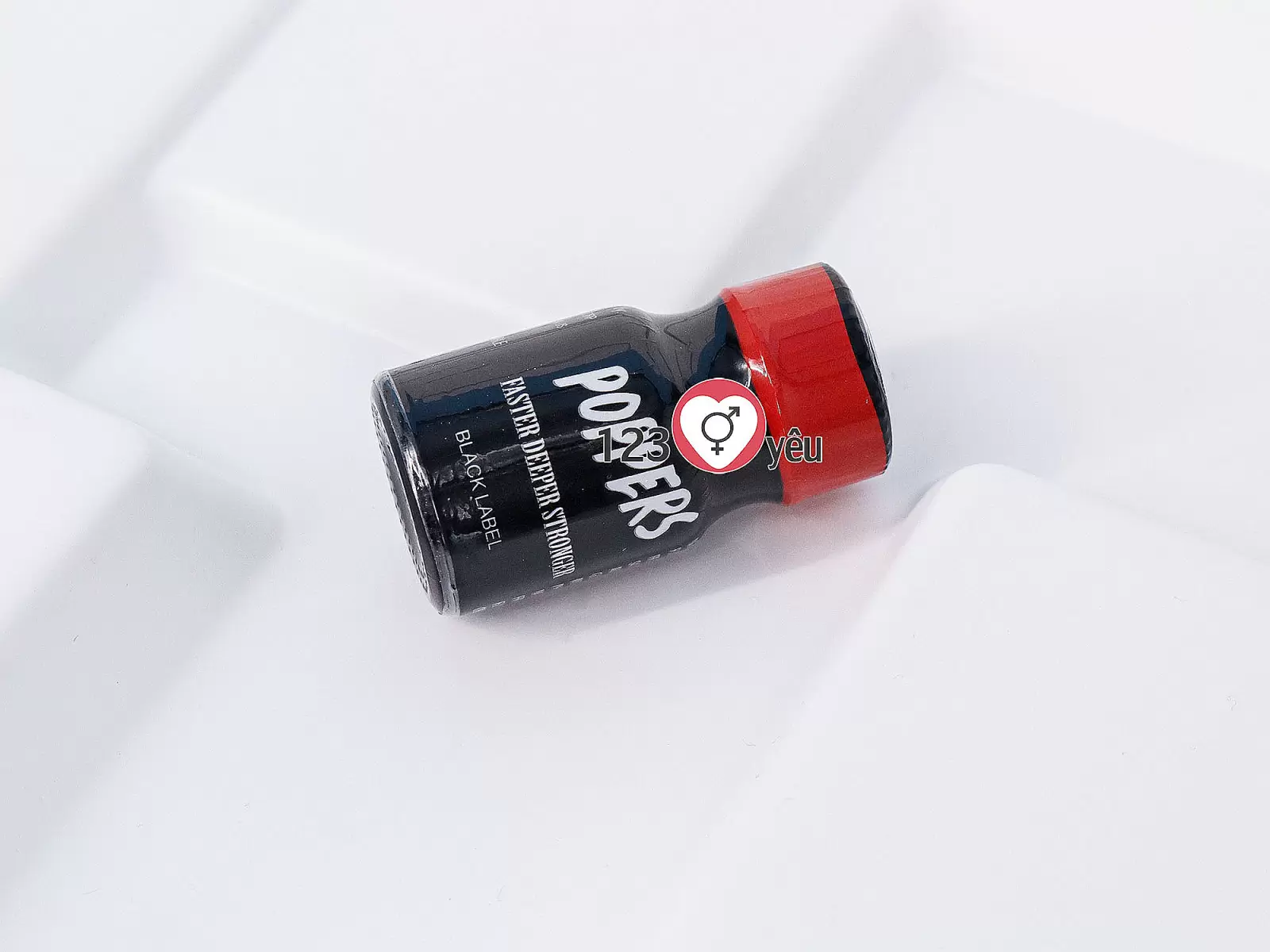 Chai hít Poppers Black Label 10ml tăng cảm giác khoái cảm