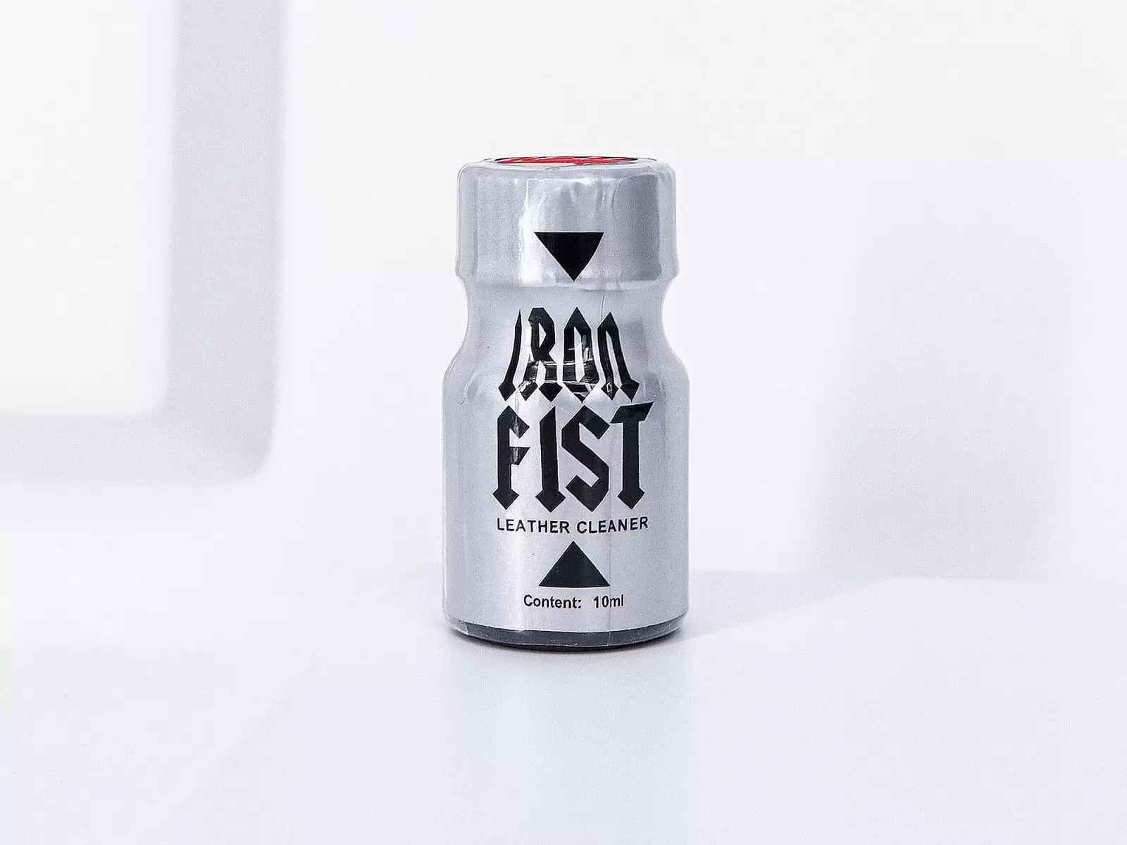 Chai hít Iron Fist 10ml tăng cảm giác hưng phấn