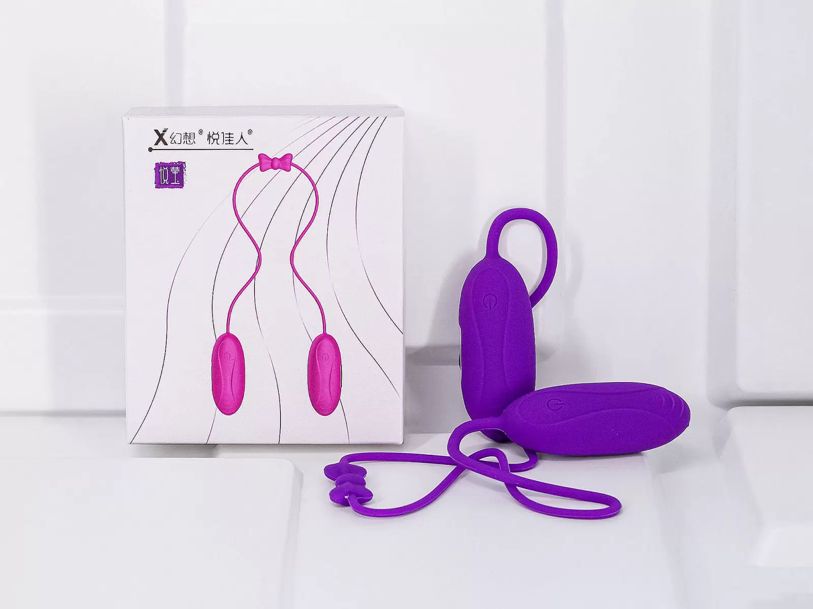 Trứng rung t&igrave;nh y&ecirc;u 2 đầu Aphojoy mạnh v&agrave; nhỏ gọn