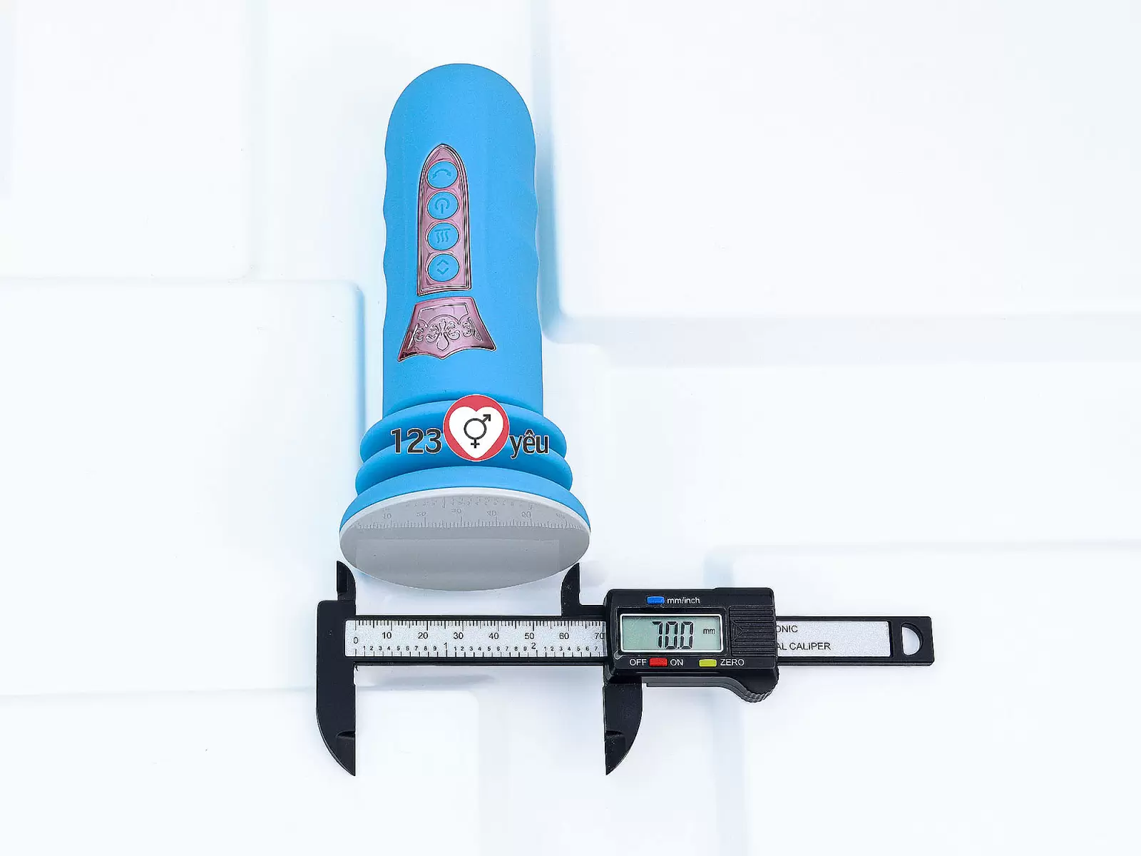 Đế gắn dương vật có đế rung thụt pin sạc (không bao gồm dương vật giả)