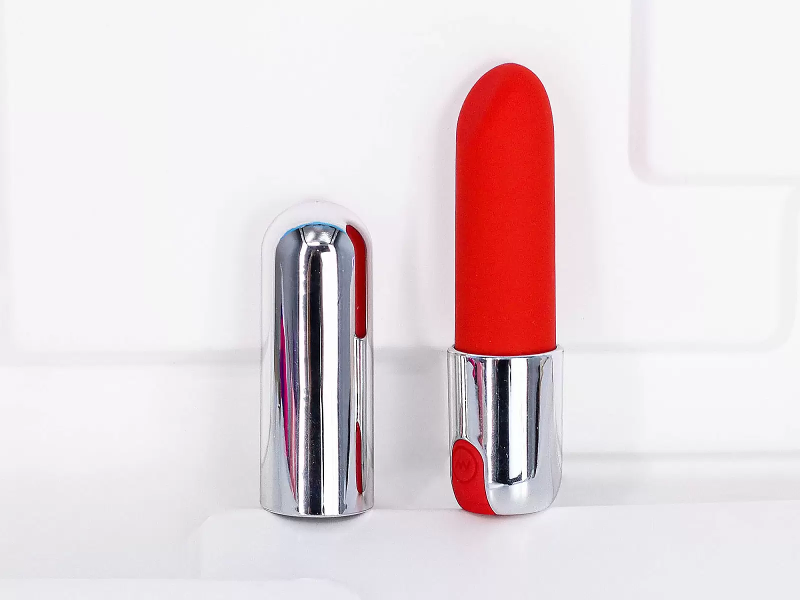 Trứng rung tình yêu hình thỏi son pin sạc